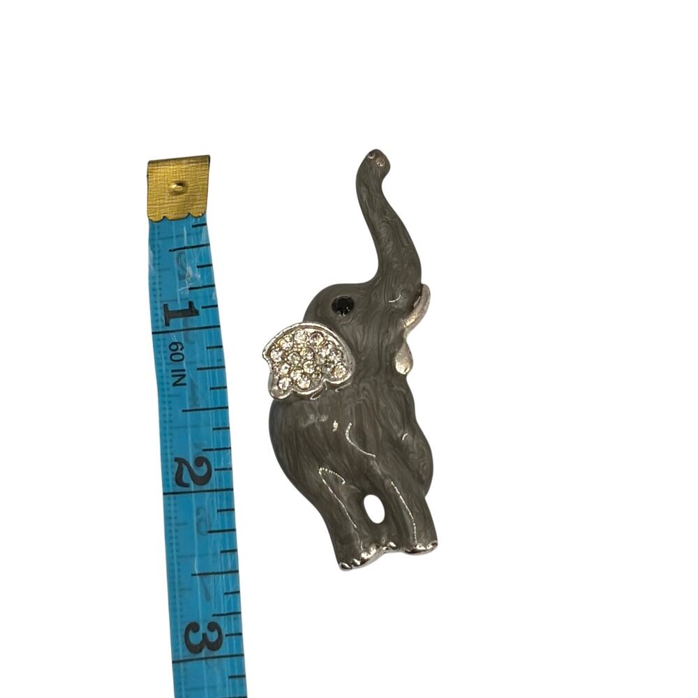 Vintage Elephant Brooch Gray Enamel Rhinestone Ear Silver Tone 2.5” - Picture 4 of 4